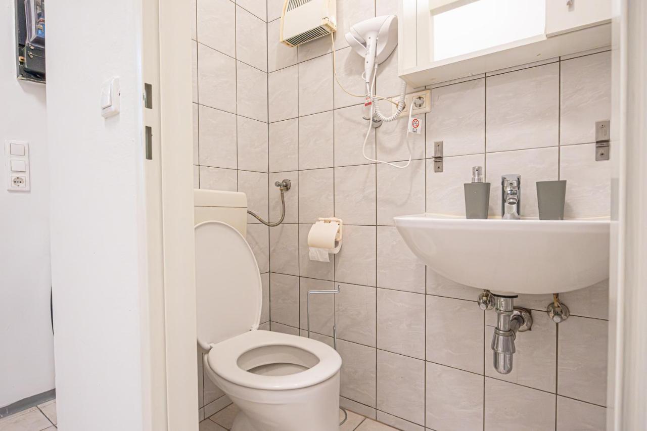 Modern Comforts: Chic Studio Apt Centrally Located Vienna Esterno foto